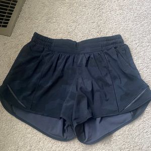Lululemon hotty hot shorts